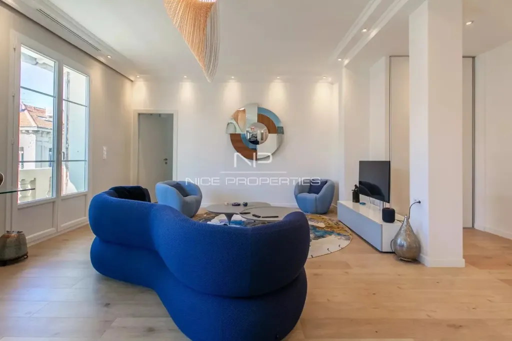 Elutuba - Luxury Flat with Balcony in Nice Centre