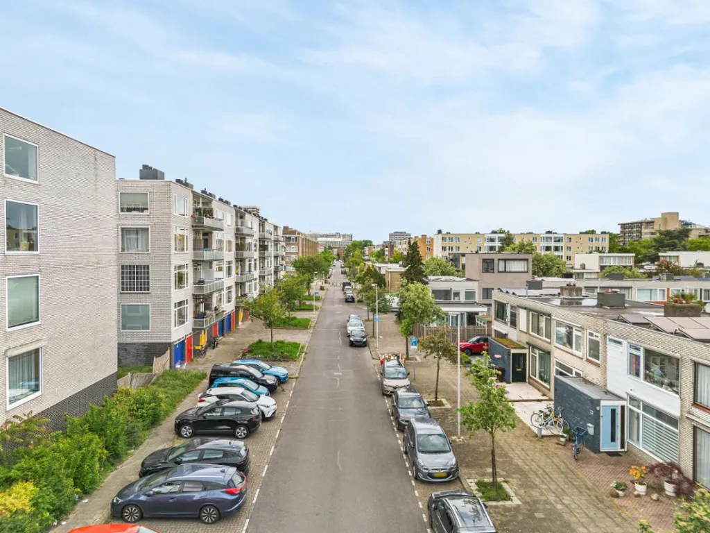 Välivaade - Rietveld-Designed Flat with Balcony in Utrecht