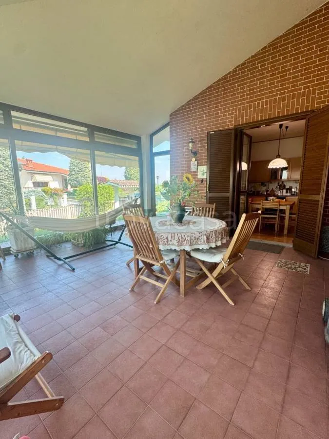 Terrasse - Villa with Garden and Veranda in Pralormo