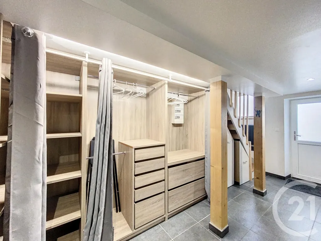 Rooms - Renovated Maison de Bourg with Balcony in Le Cendre