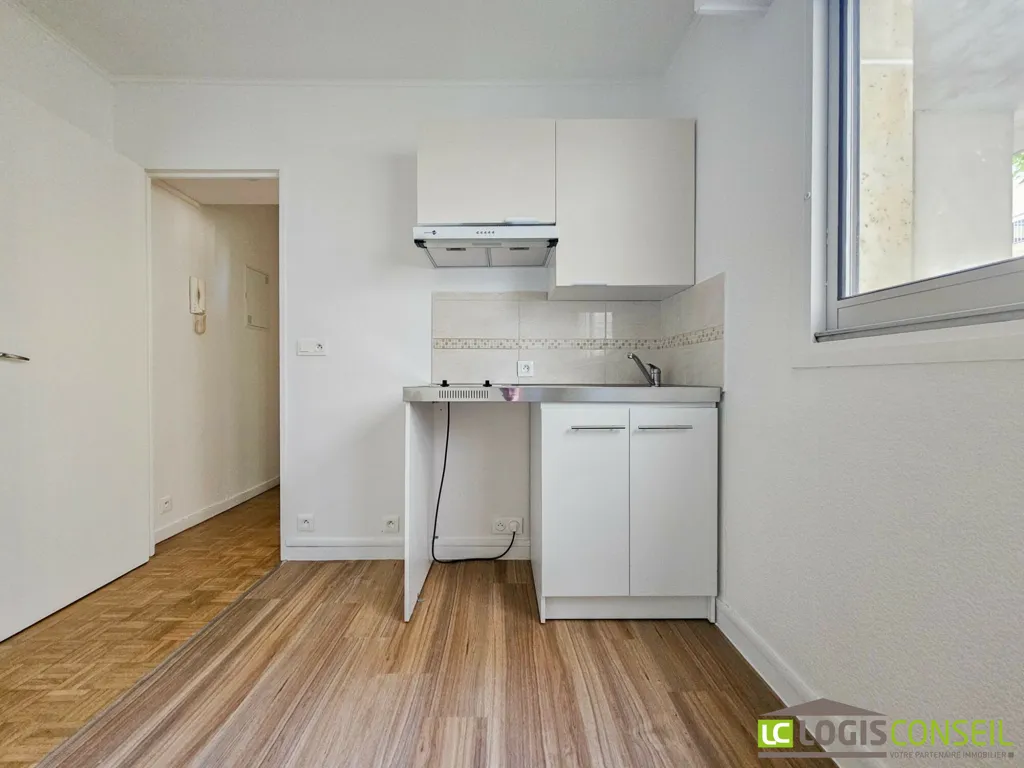 Köök - Ground Floor Flat with Parking in Châtenay-Malabry