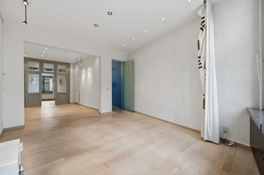 Stanze - Historic Mixed-Use House in Lier