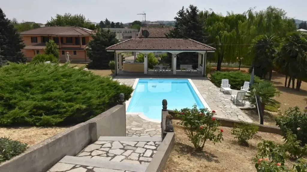 Vista aerea - Villa with Pool in Nizza Monferrato