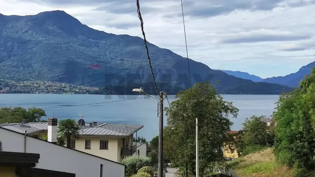 Aed - Stone Cottage with Lake View in Gera Lario