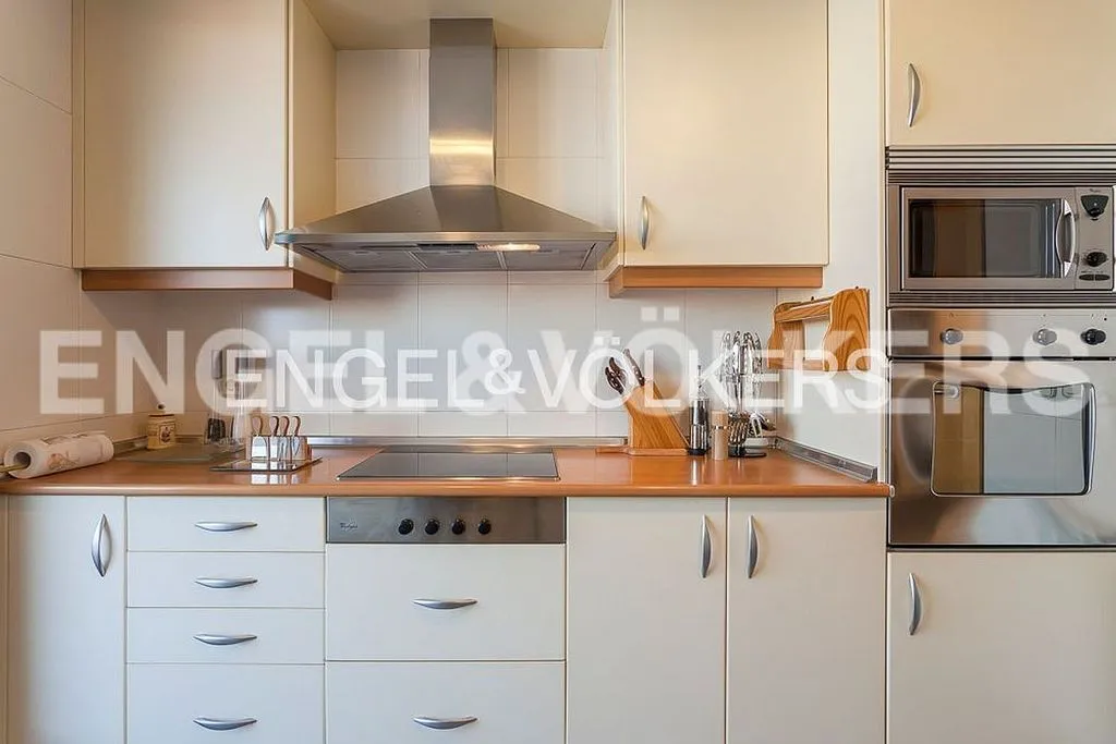 Cucina - Penthouse with Pool in Guindalera, Madrid