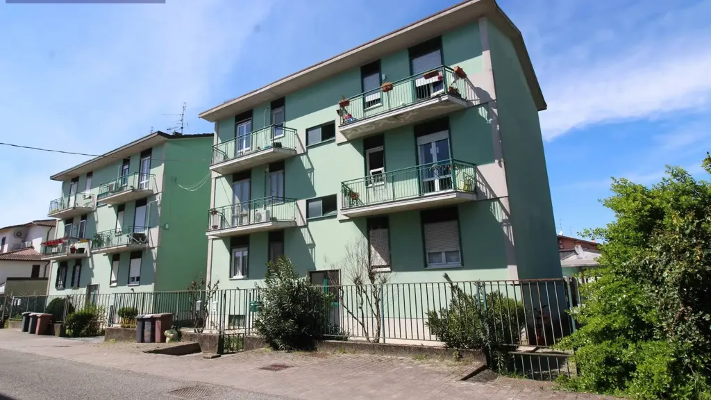 Extérieur - Rear-Facing Apartment with Garage in Bressana Bottarone