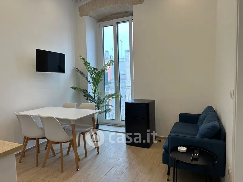 Sala da pranzo - Rented Studio in Central Trani