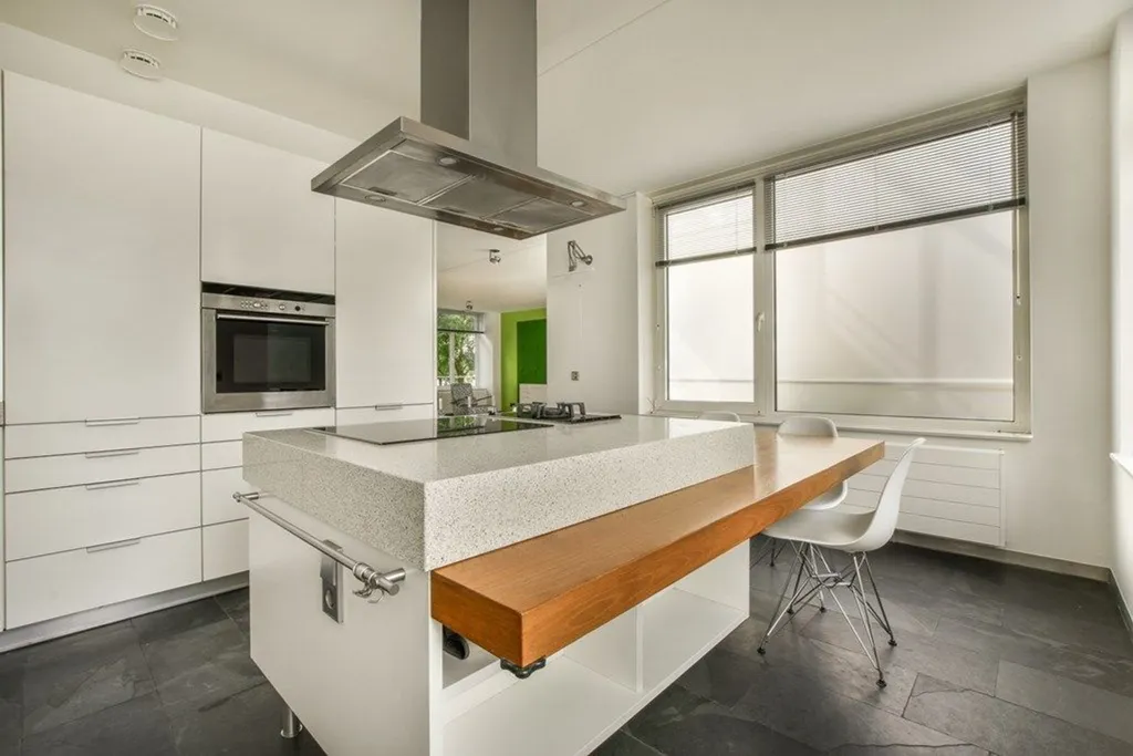 Köök - Semi-Detached House with Courtyard in Den Haag