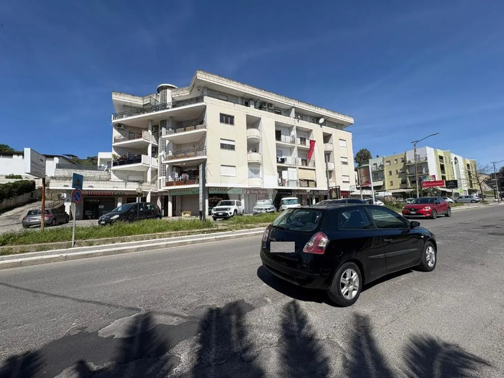 Extérieur - Three-Bedroom Apartment with Balcony in Settimo