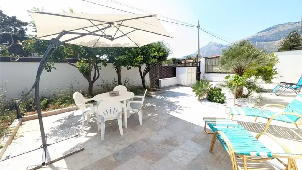 Terrass - Rustic Villa with Private Garden in Carini