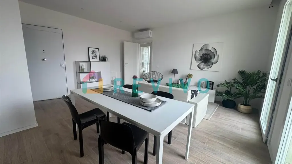 Dining Room - New Triplex with Private Parking in Florence