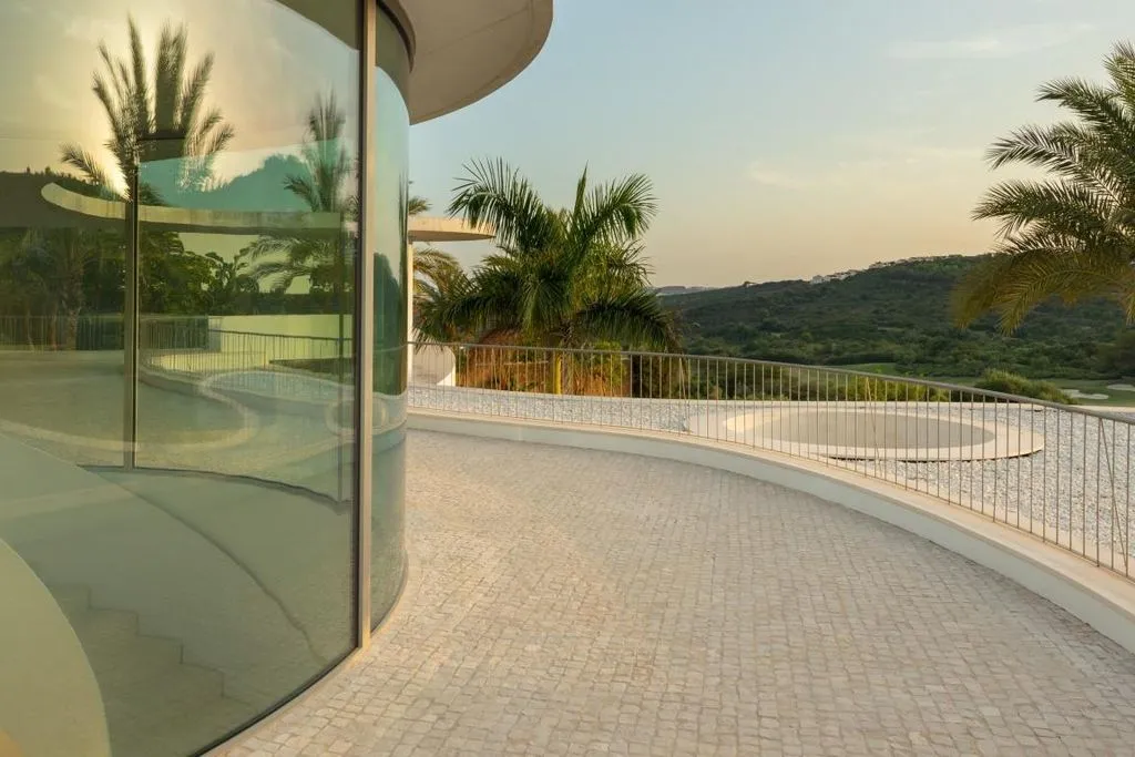 Terrazza - Contemporary Villa with Pool in Estepona