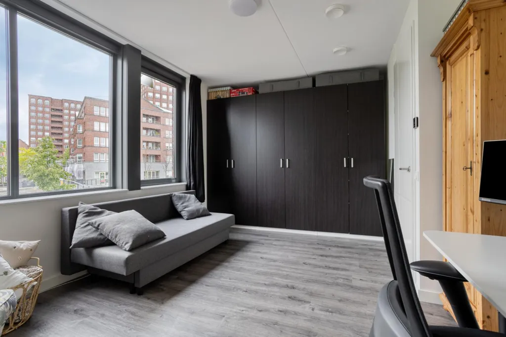 5-toaline maja asukohas Amersfoort