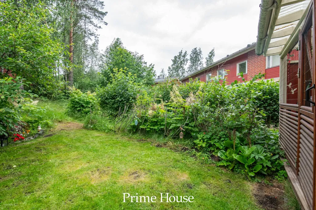 Giardino - Modernised Terraced House with Sauna in Kirkkonummi