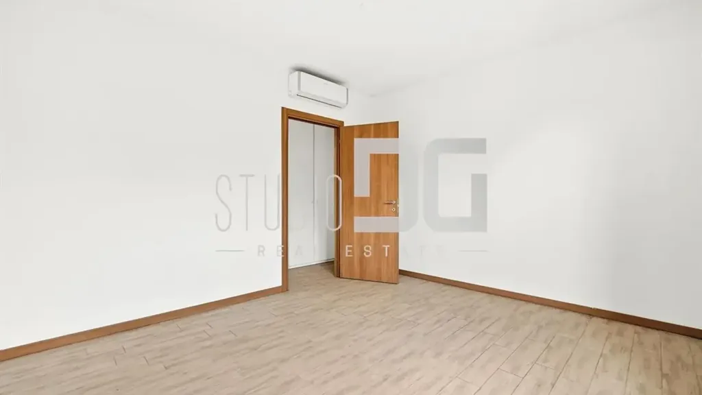 other_room