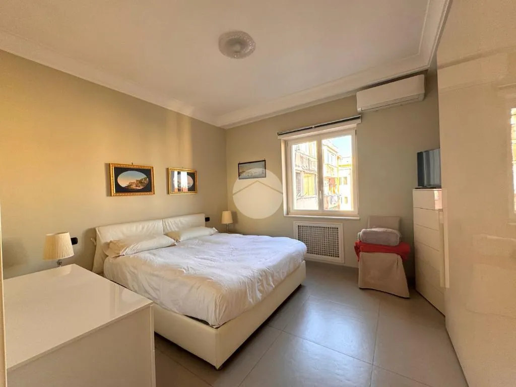 Camere da letto - Luxury Flat with Balcony in Naples