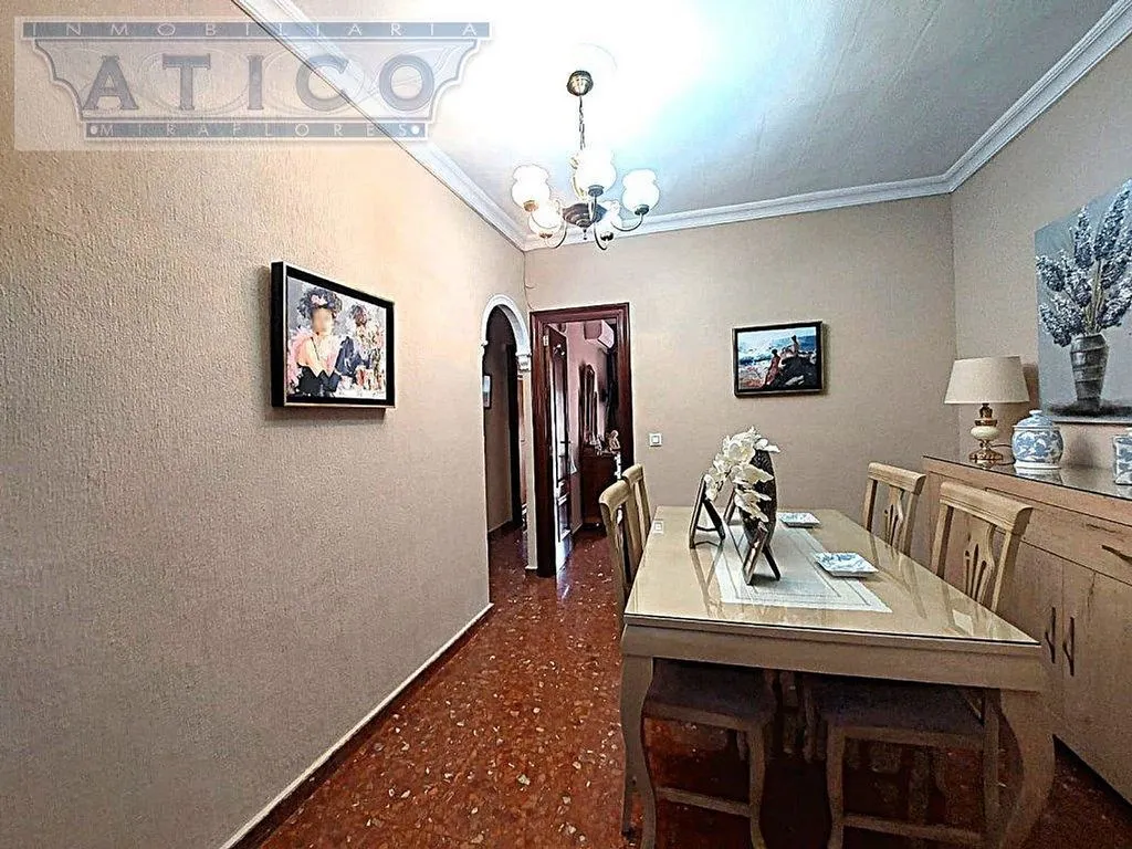 Salle à manger - Apartment with Terrace in Carmona Road Area