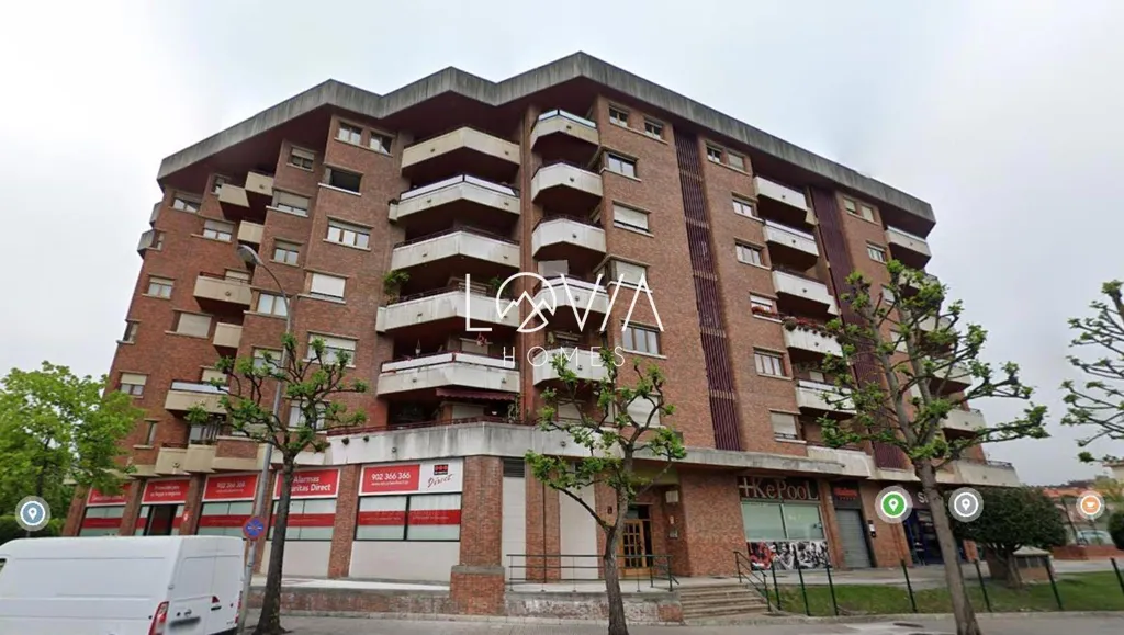 Exterior - Garage with 160 Spaces near Oviedo