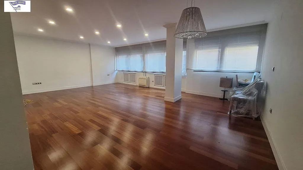 Elutuba - Apartment with Patio in Albacete Centre