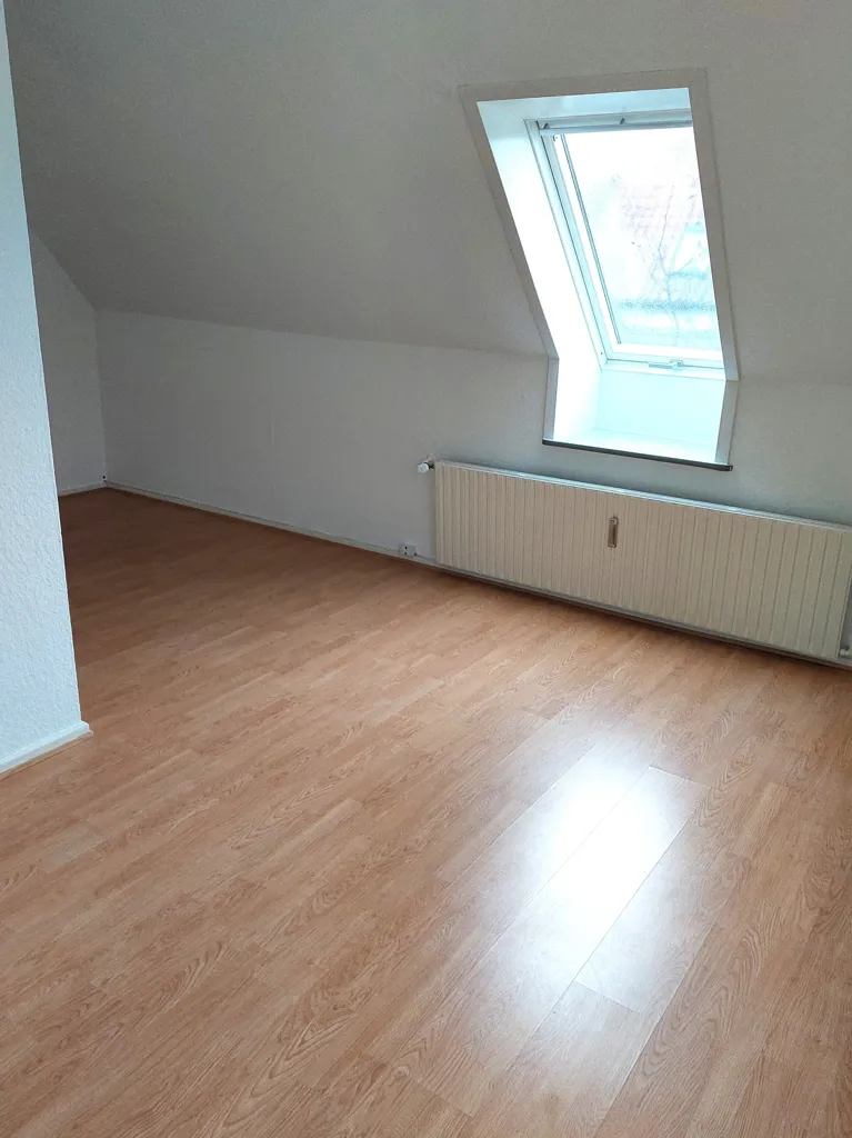 Pièces - Spacious Flat with Central Location