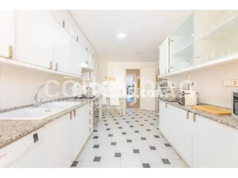 Köök - Apartment with Balcony in Aragón, Valencia