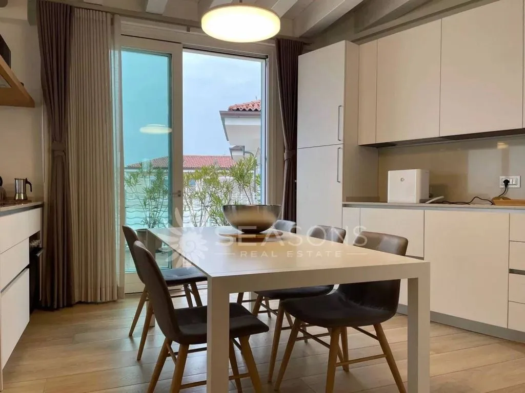 Salle à manger - Luxury Studio with Sea View in Caorle