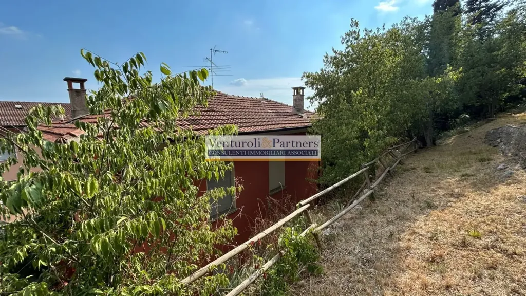 Jardin - Elegant Villa with Terraces in Brescia