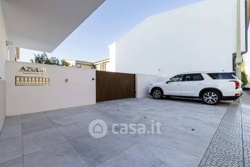 Välivaade - Modern Triplex with Private Garden in Olbia