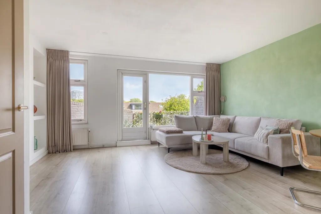 Elutuba - Maisonnette with Balcony in Almere Stad