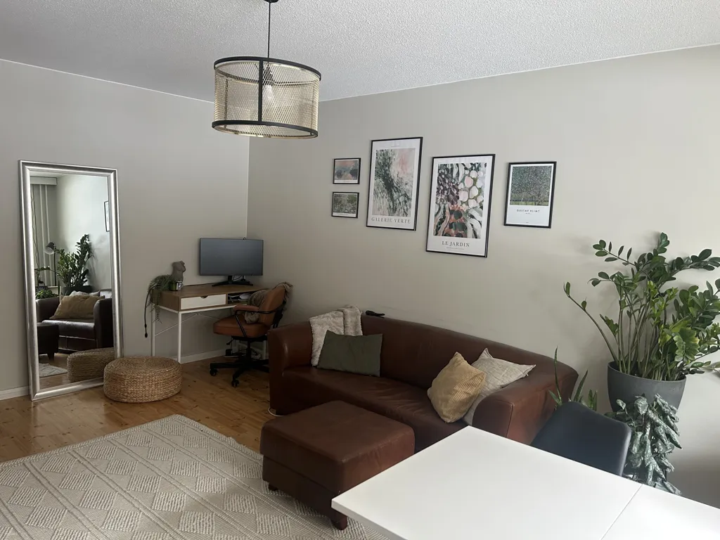 Elutuba - First Floor Apartment with Balcony in Tampere