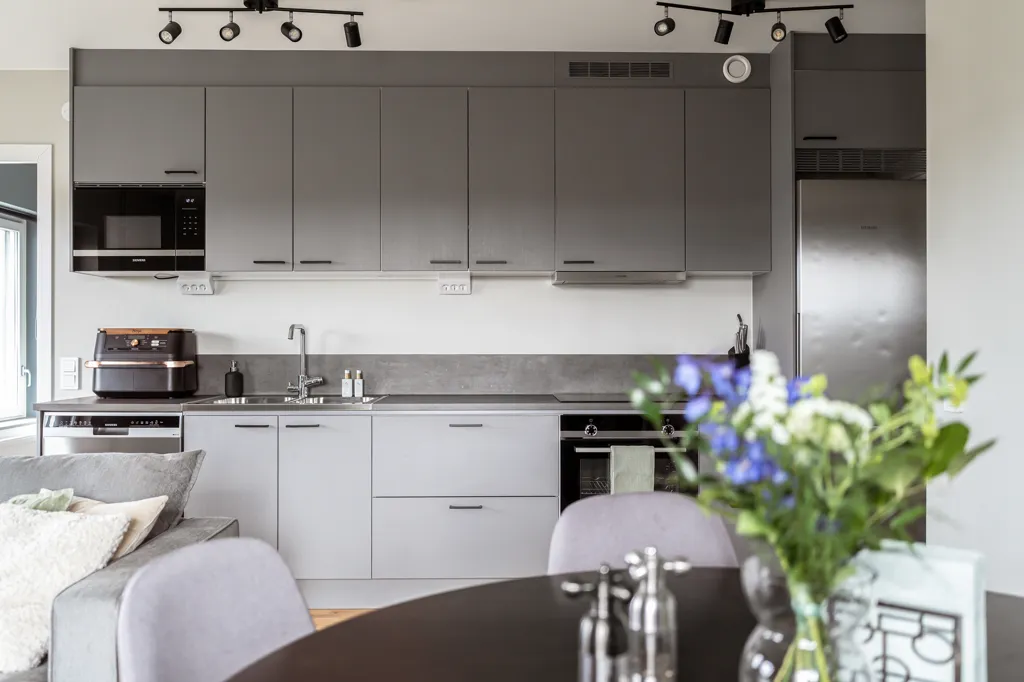 Kitchen - Modern Flat with Balcony in Gothenburg