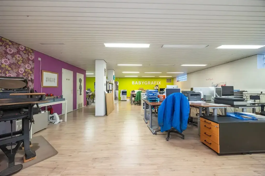 Bureau - Pavillon commercial avec vue sur KLINA à Brasschaat