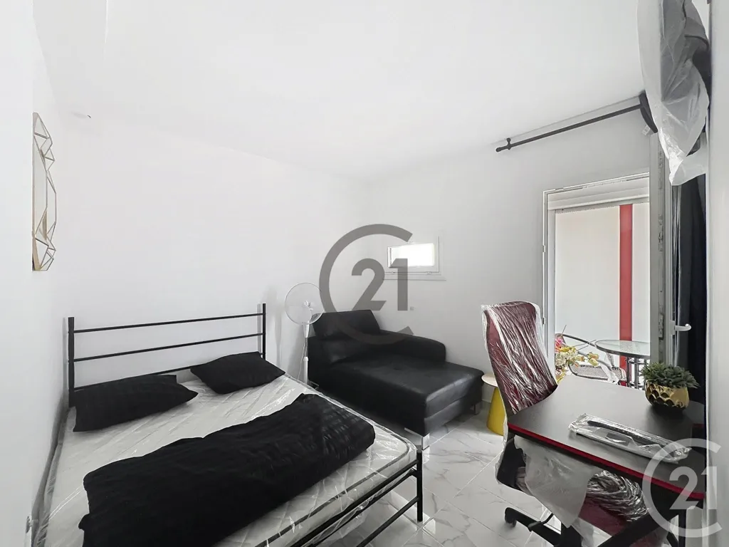Chambres - Chambre en Colocation Rénovée avec Balcon à Le Mée-sur-Seine