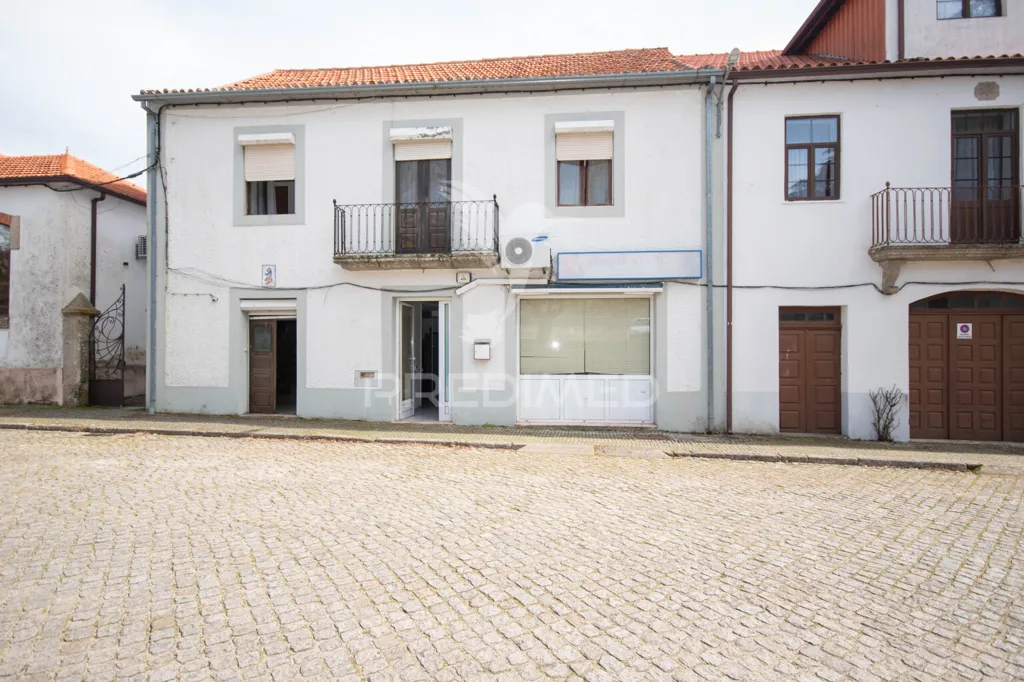Extérieur - House with Commercial Potential in Trancoso