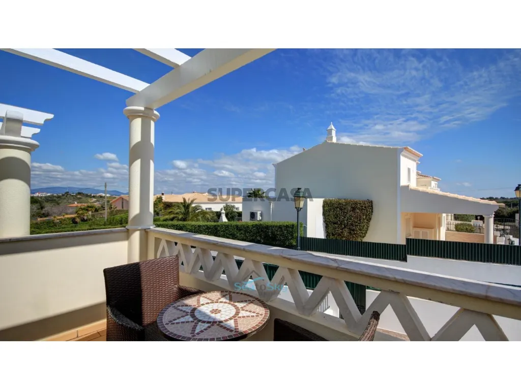 Rõdu - Duplex House with Private Pool in Ferragudo