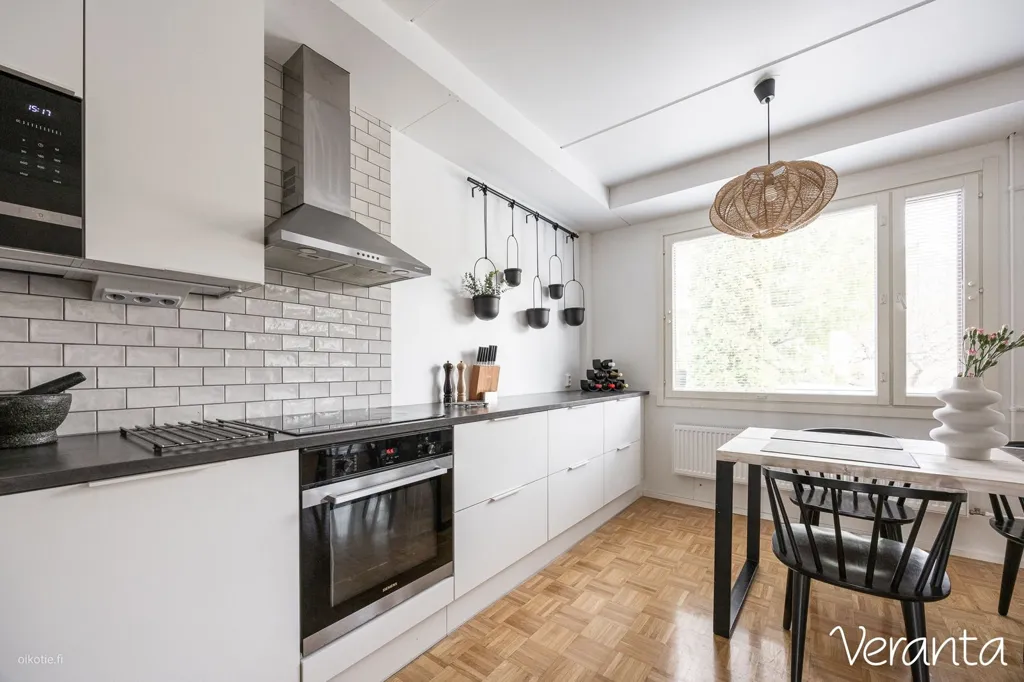 Cuisine - Modernised Apartment with Sauna in Loukonlahti, Pirkkala