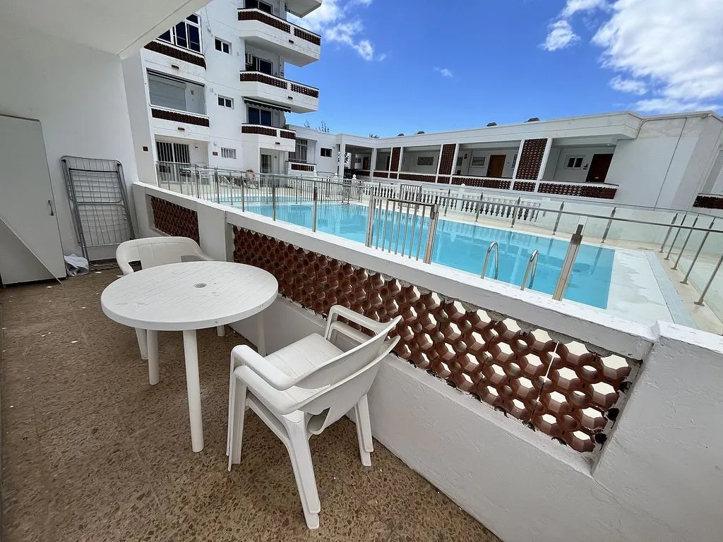 Piscine - 1-Bedroom Apartment with Pool in San Agustín
