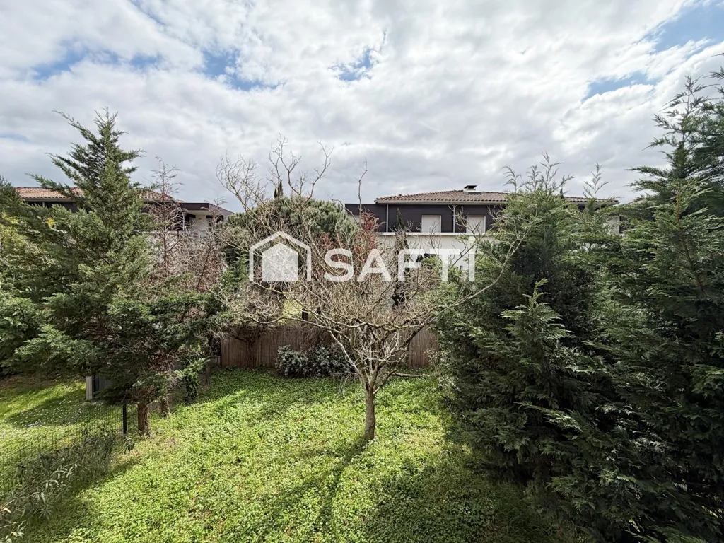 Aed - Modernised Apartment with Balcony in Aucamville