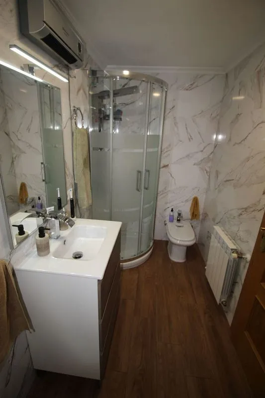 Salles de bain - Apartment with Balcony in Puertollano Centre