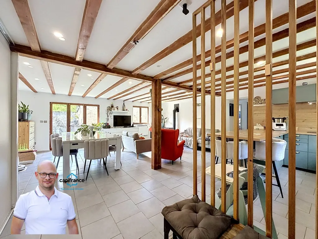 Söögituba - Spacious House with Garden in Saint-Béron