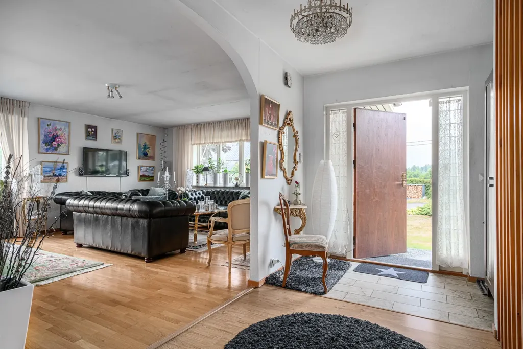 Elutuba - Spacious House with Pool in Skåne