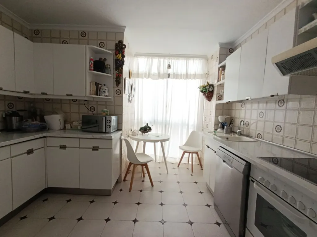Cuisine - Fully Furnished Flat with Balcony in Centro-Calatrava