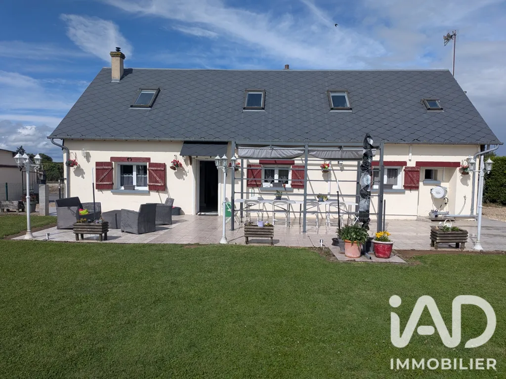 Välivaade - South/West-Facing House with Terrace in Émanville