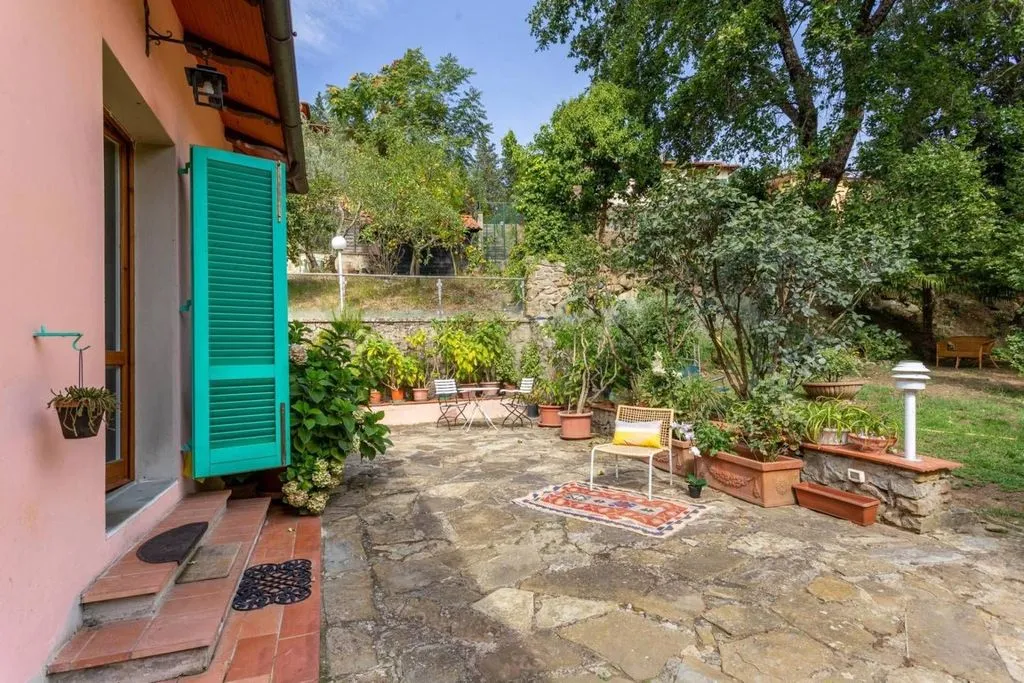 Terrass - Luxury Villa with Private Garden in Reggello