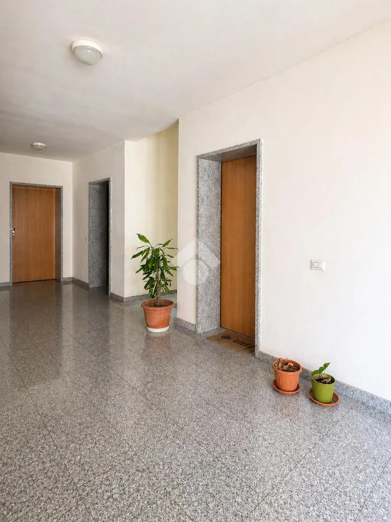Entrée - Ground Floor Apartment with Terrace in Orte