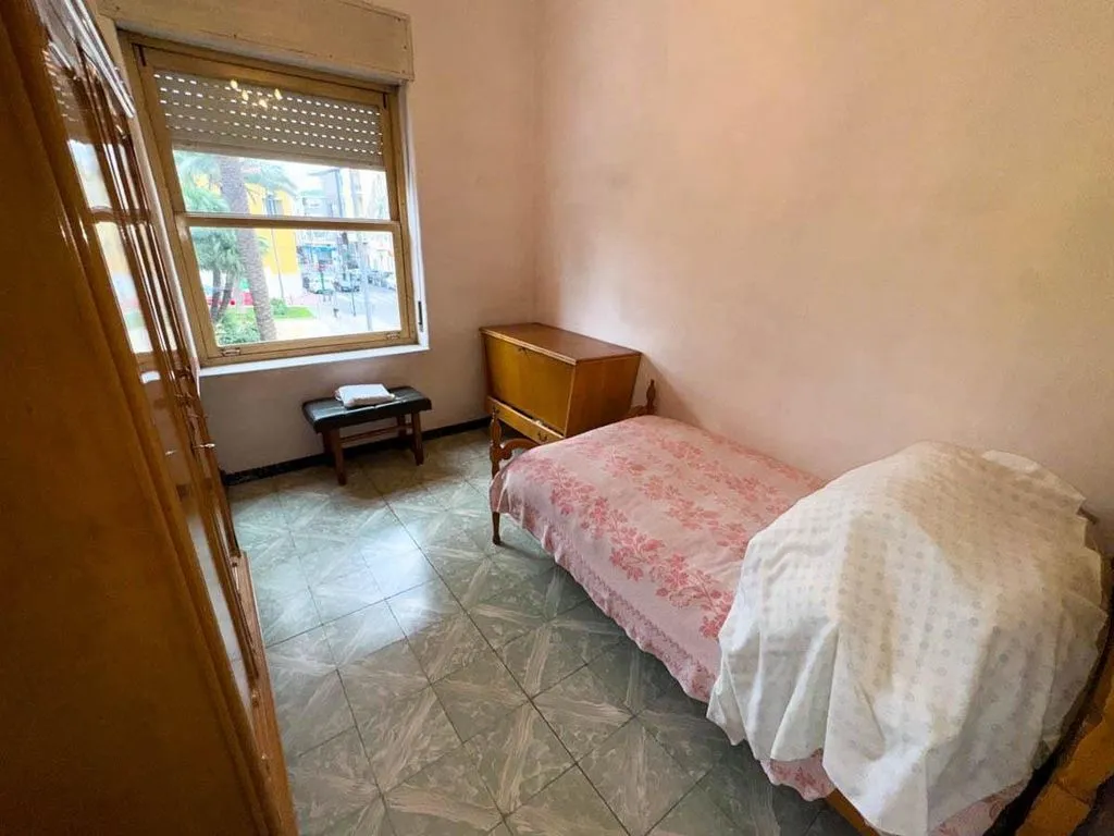 Chambres - Luxury Apartment Complex with Development Potential in Crevillent