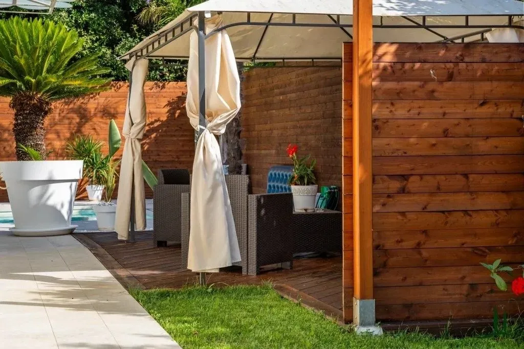 Pool - Luxury Villa with Pool in Pietrasanta