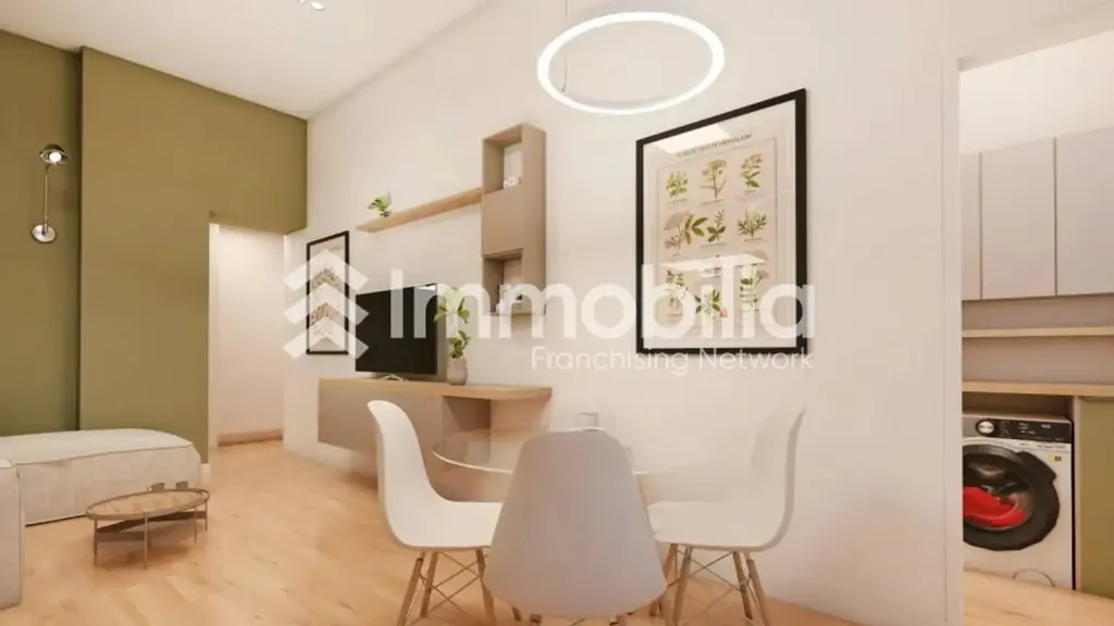 Elutuba - Rear-Facing Triplex in Turin