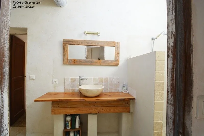 Salles de bain - Bastide Rénovée avec Jardin à Eguilles