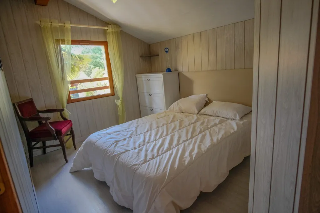 Chambres - Maison Rénovée dans Parc de Loisirs à Gujan-Mestras